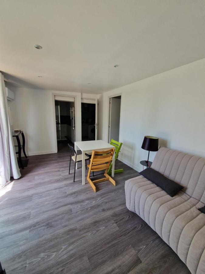 Appartement 2 Pieces Renove Avec Acces Piscine Peymeinade Εξωτερικό φωτογραφία